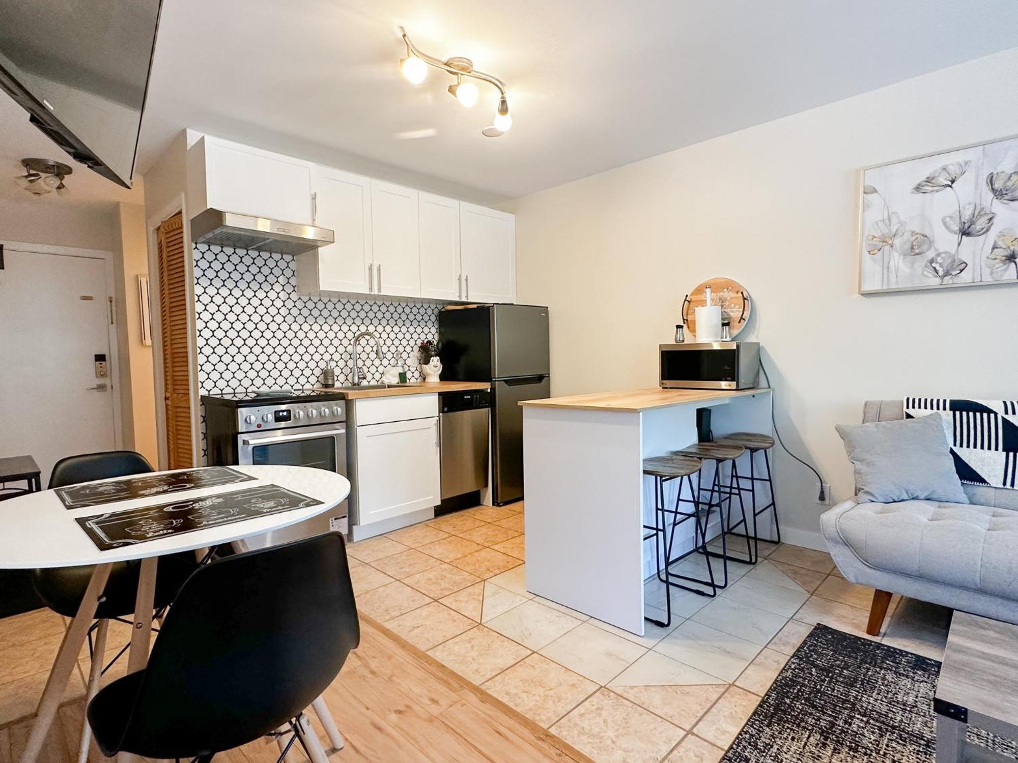 Appartement The Alpine Nest - 3 Beds - 4 Guests - Free Parking - Pool à Mont-Tremblant Extérieur photo